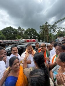 ಸಂಪಾಜೆಯಲ್ಲಿ ಸಚಿವ ಯು.ಟಿ. ಖಾದರ್ಗೆ ಭವ್ಯ ಸ್ವಾಗತ ಹಾಗೂ ಸನ್ಮಾನ... whatsapp image 2026 07 06 at 11.46.22 am